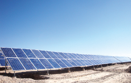 青海德令哈30MW光伏并網電站