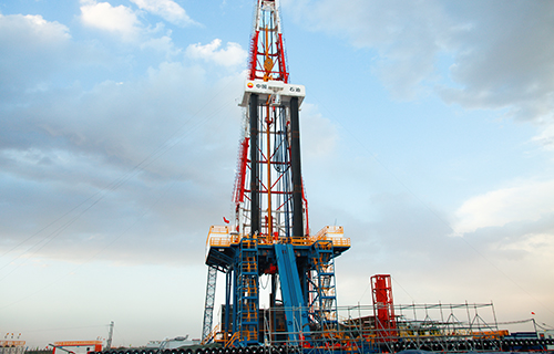 HD2000系列變頻器應用于我國首口萬米科探井