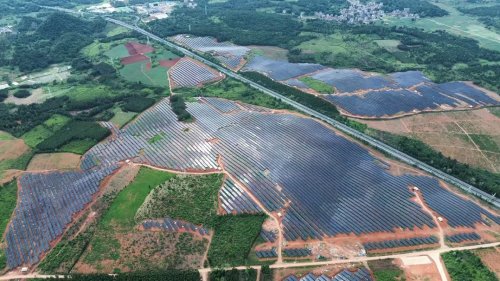 湖南藍山60MW復合光伏發電項目
