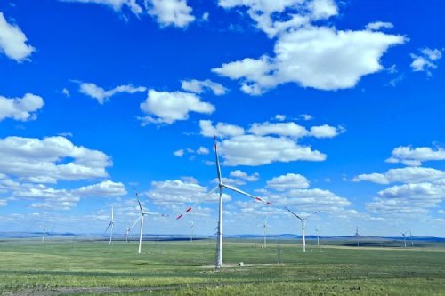 內蒙古阿拉善盟敖倫布拉格鎮阿拉善400MW風電場