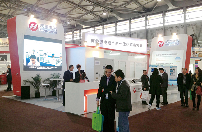 1676889563324954TMMj.jpg 禾望電氣一體化解決方案亮相CWEE2013上海風(fēng)能展.jpg