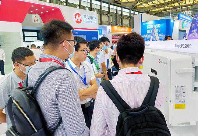 16768946212605790BrK.jpg 閃耀SNEC禾望明星產品震撼亮相-1.jpg